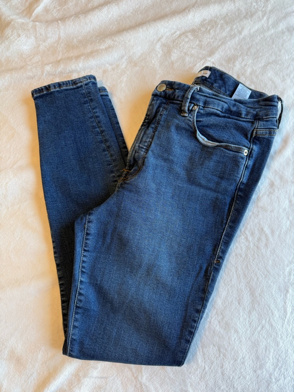 Good American Dark Wash Skinny Jeans